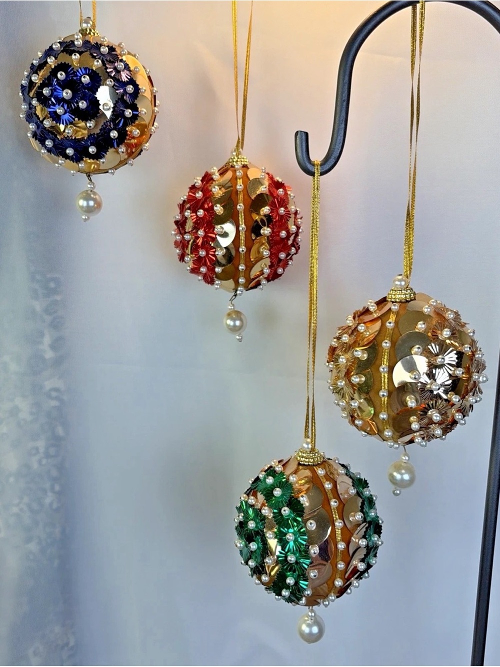 Lot of 4 Handmade Vintage Push Pin Sequin Beaded Red Gold Blue Green Ornaments